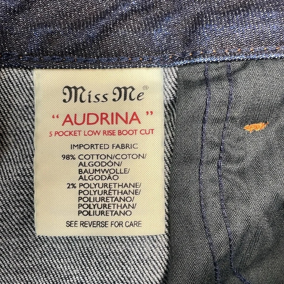 NWOT Miss Me Audrina 5 Pocket Low Rise Boot Cut Denim Jeans 28 - Picture 12 of 15